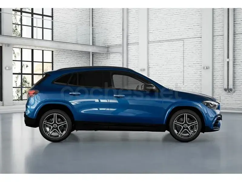 Usado Mercedes GLA220 190 CV (139 kW) 2025 Azul SUV