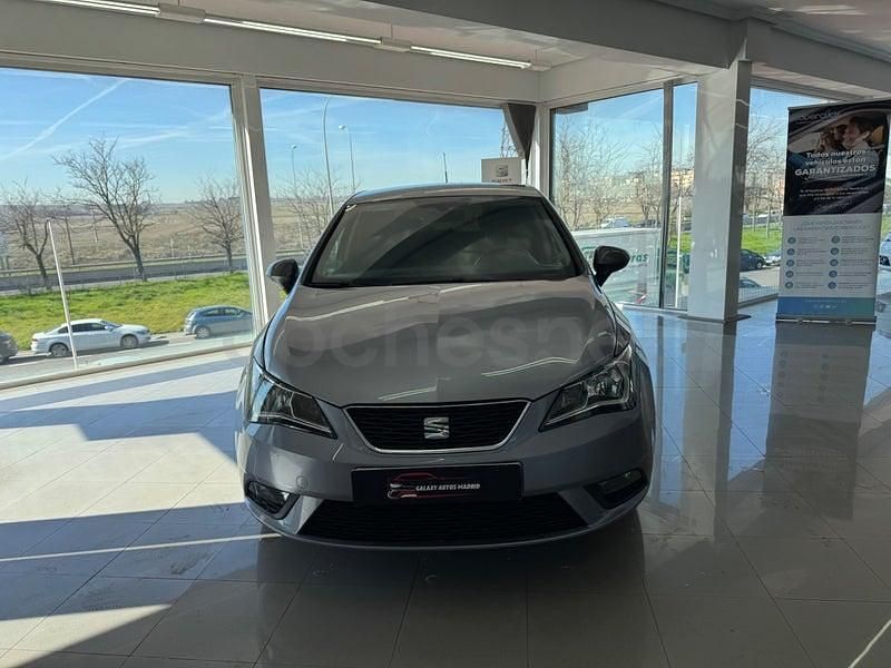 Usado Seat Ibiza CONNECT 110 CV (80 kW) 2016 Gris / plata Berlina