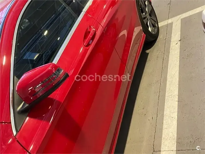 Usado Mercedes CLA200 156 CV (114 kW) 2017 Rojo Coupe