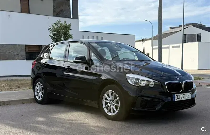Usado BMW 216 Active Tourer 116 CV (85 kW) 2015 Negro Monovolumen