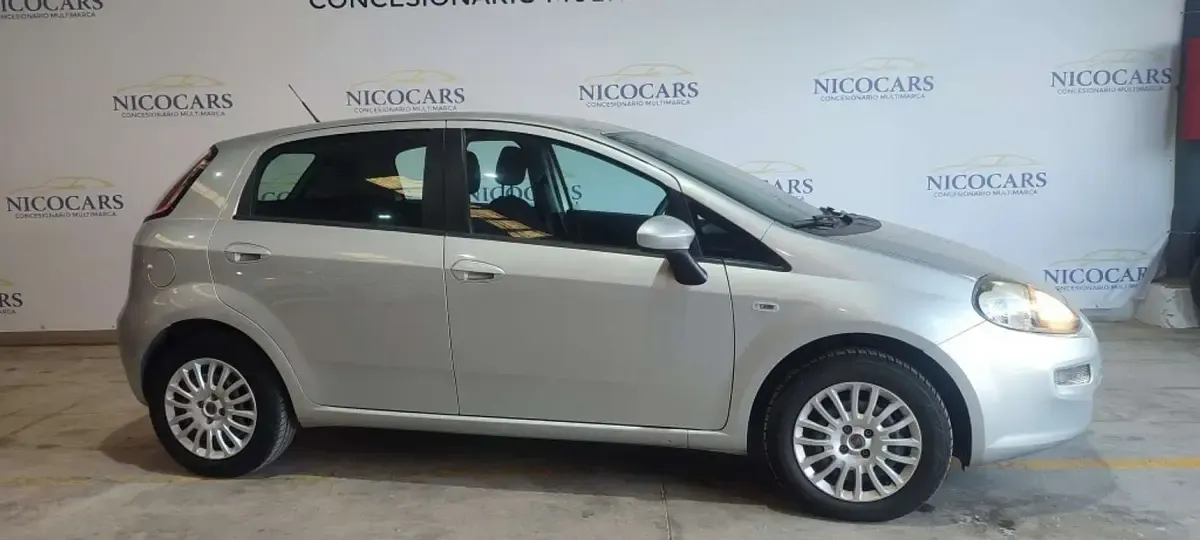 Usado Fiat Punto Easy 77 CV (56 kW) 2014 Utilitario