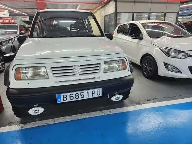 Usado Suzuki Vitara 95 CV (69 kW) 1995 Blanco Pickup/Camioneta
