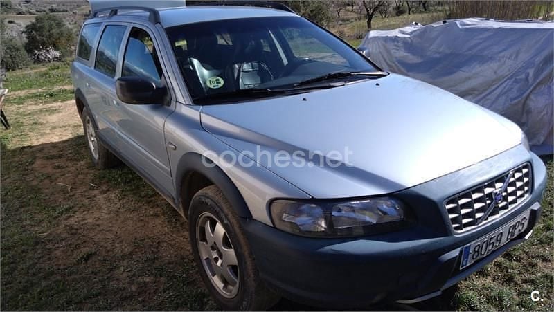 Usado Volvo XC70 200 CV (147 kW) 2001 Azul Familiar