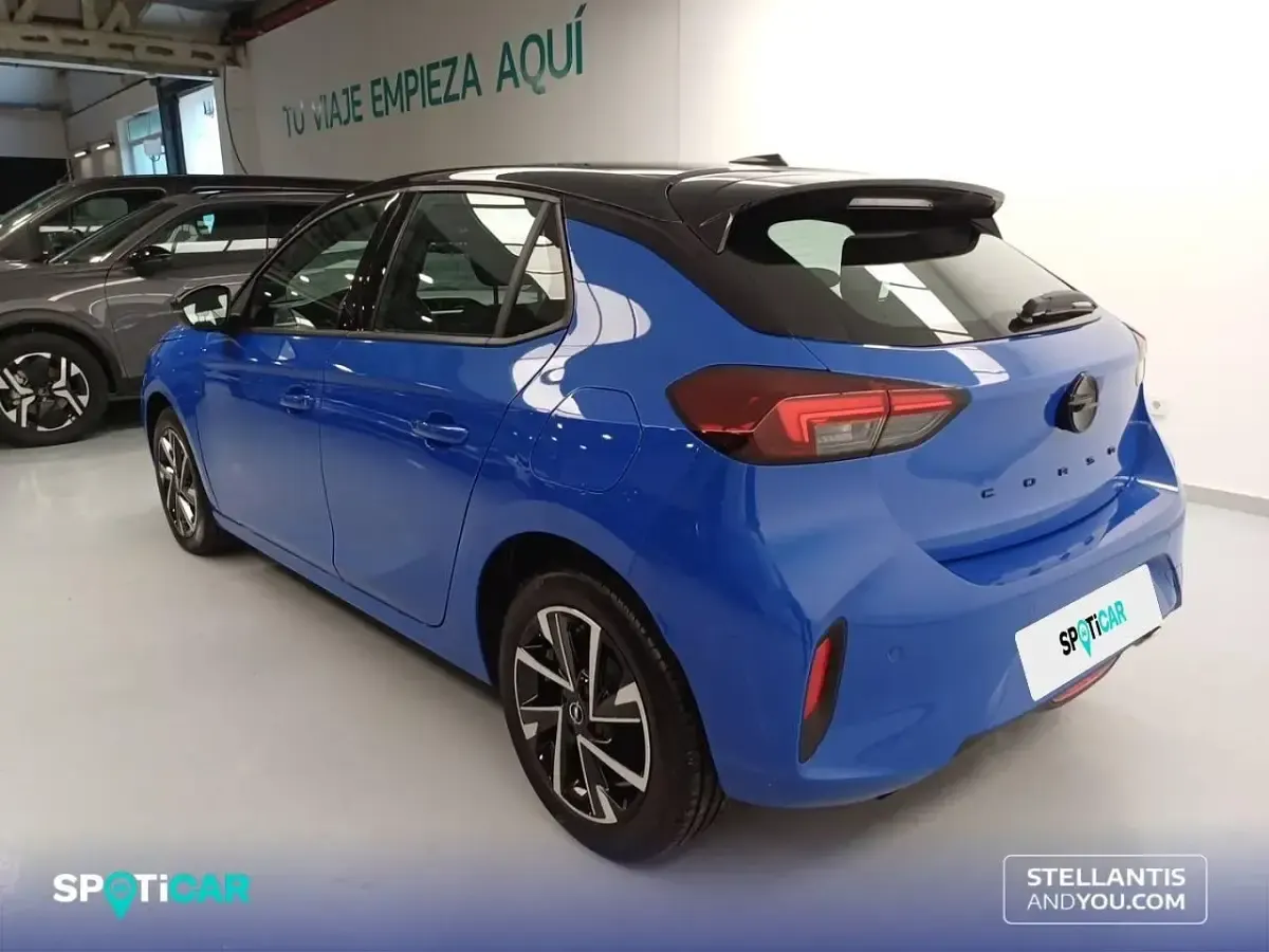 Usado Opel Corsa 101 CV (74 kW) 2025 Azul Utilitario