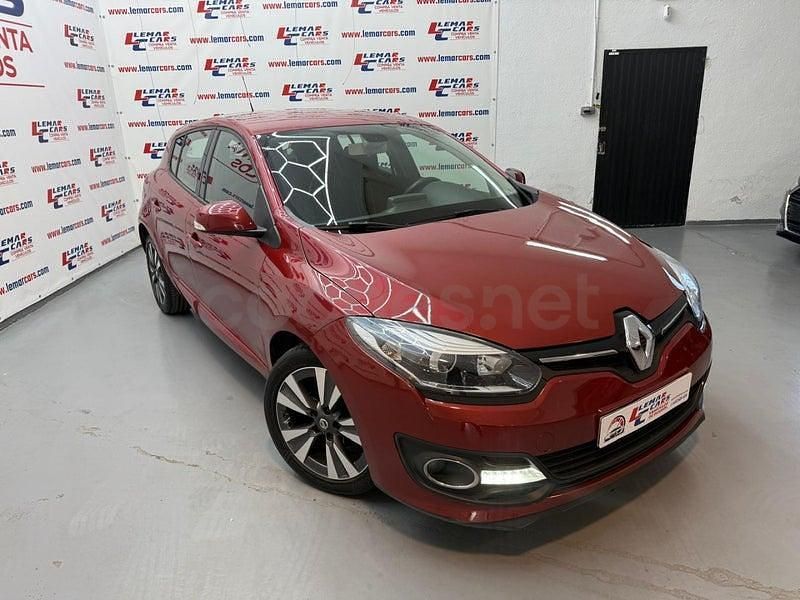 Usado Renault Mégane Bose Edition 130 CV (95 kW) 2014 Granate Berlina