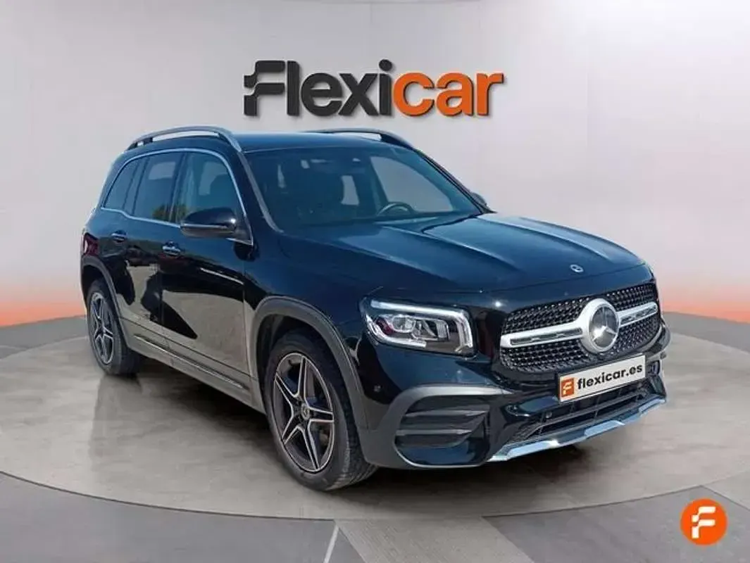 Käytetty Mercedes GLB200 150 HP (110 kW) 2023 Musta Katumaasturi