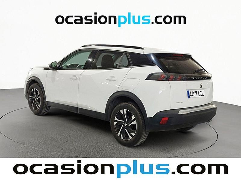 Usado Peugeot 2008 Allure 101 CV (74 kW) 2022 Blanco SUV