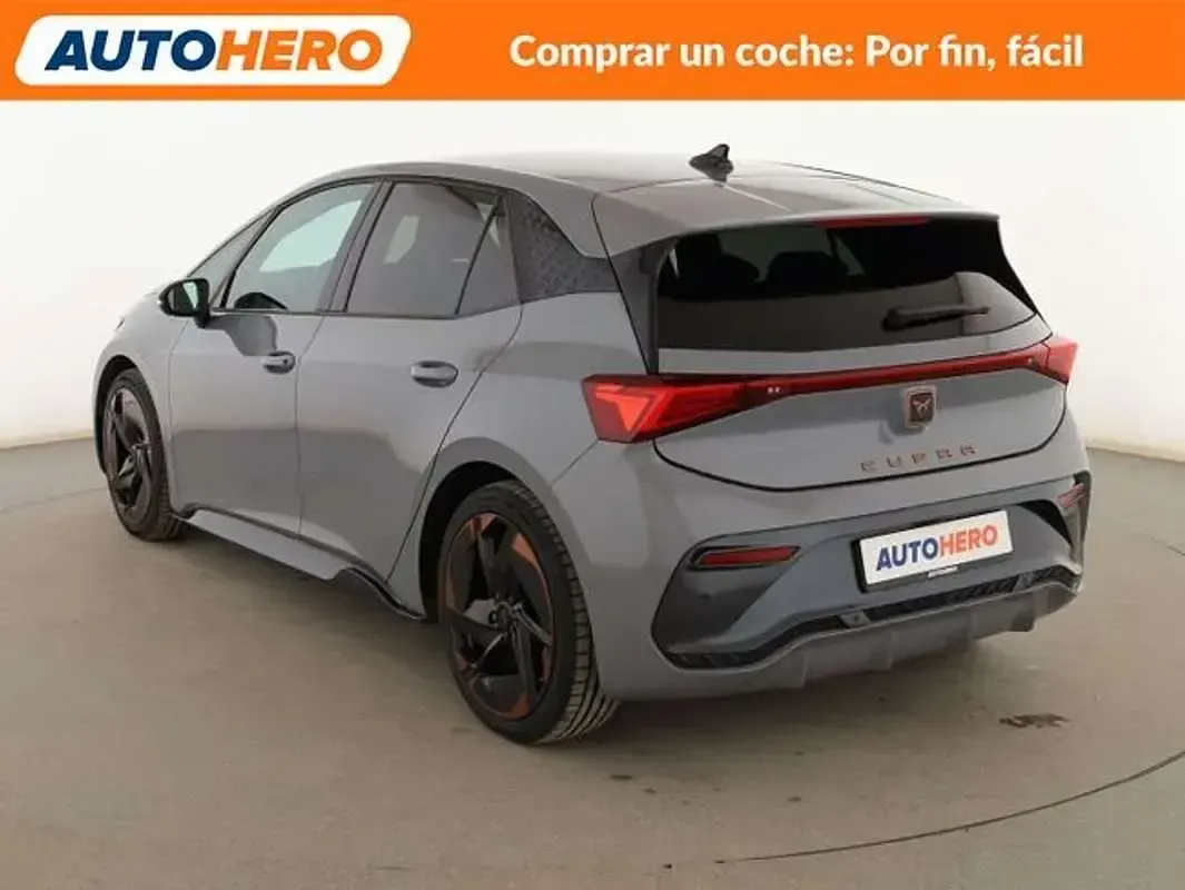 Usado Cupra Born 169 kW (231 CV) 2022 Gris Utilitario