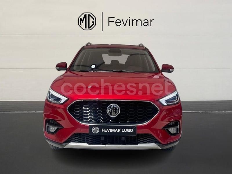 Usado MG ZS Luxury 106 CV (77 kW) 2024 Rojo Berlina