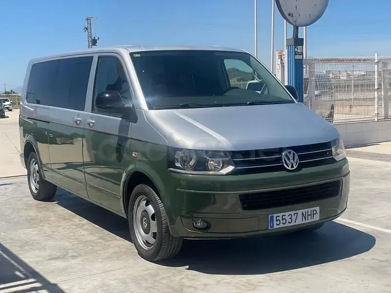 Usado VW Caravelle Trendline 180 CV (132 kW) 2011 Verde Van