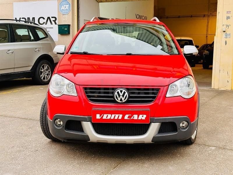 Usado VW Polo Cross 80 CV (58 kW) 2007 Rojo Utilitario