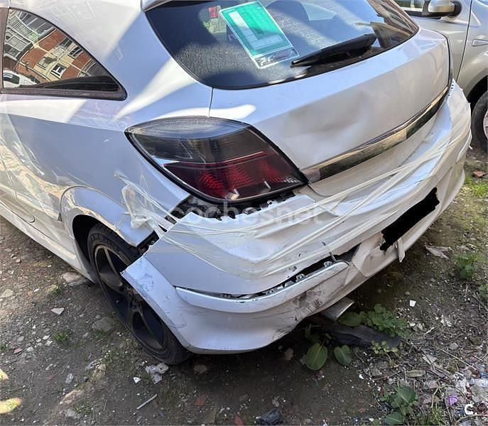 Usado Opel Astra GTC Sport 115 CV (84 kW) 2008 Blanco Berlina