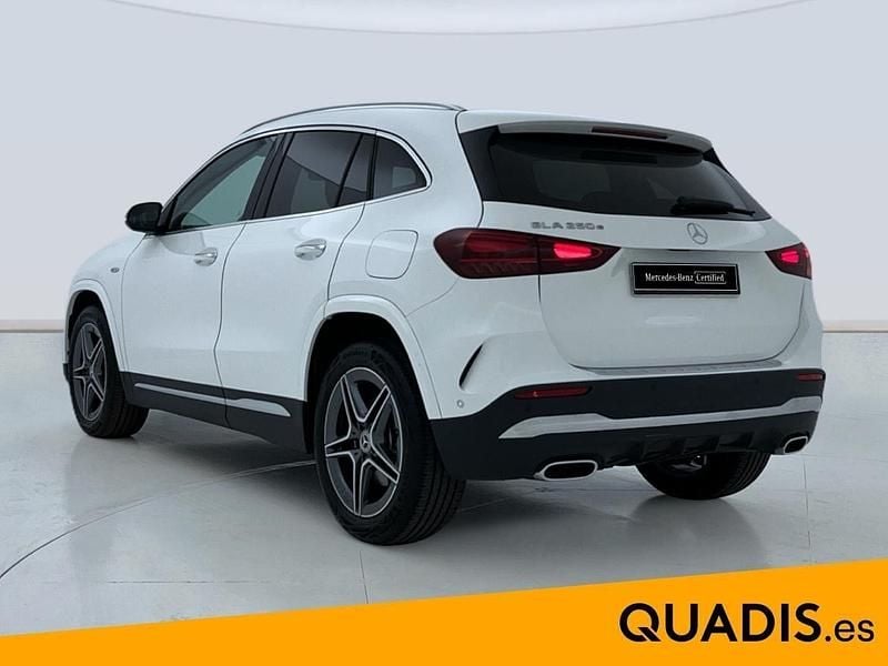 Usado Mercedes GLA250 218 CV (160 kW) 2025 Blanco SUV