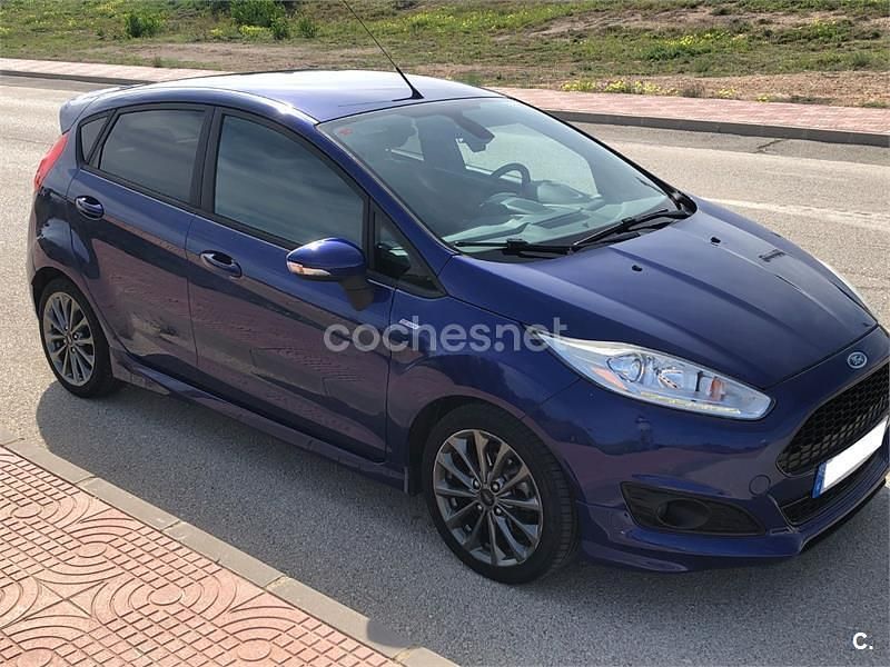 Usado Ford Fiesta ST-Line 125 CV (91 kW) 2017 Azul Berlina