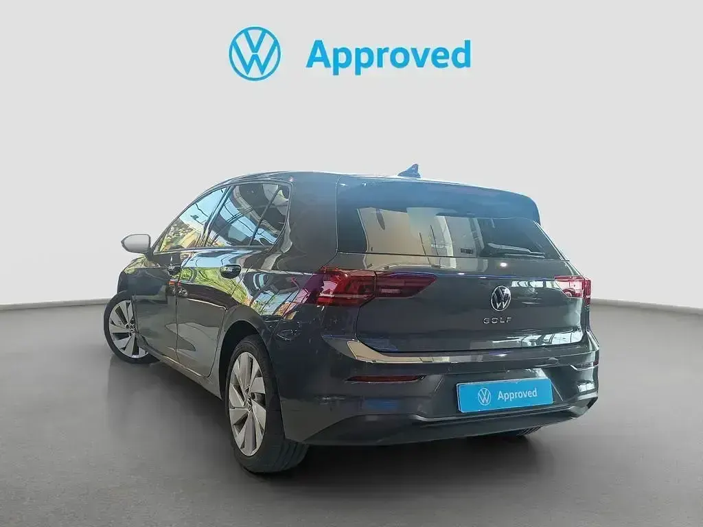 Usado VW Golf VIII Life 115 CV (84 kW) 2025 Otro Berlina
