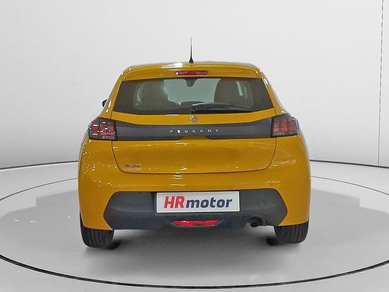 Usado Peugeot 208 75 CV (55 kW) 2020 Amarillo Utilitario