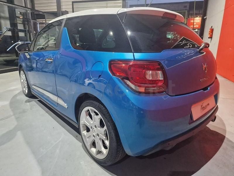 Usado Citroën DS3 PureTech 82 CV (60 kW) 2014 Azul Berlina