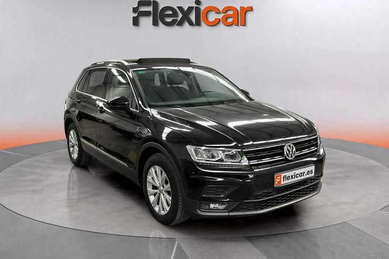 Negro Usado 2018 VW Tiguan Advance SUV | 17.890 € (Precio justo) - Imagen 1/4