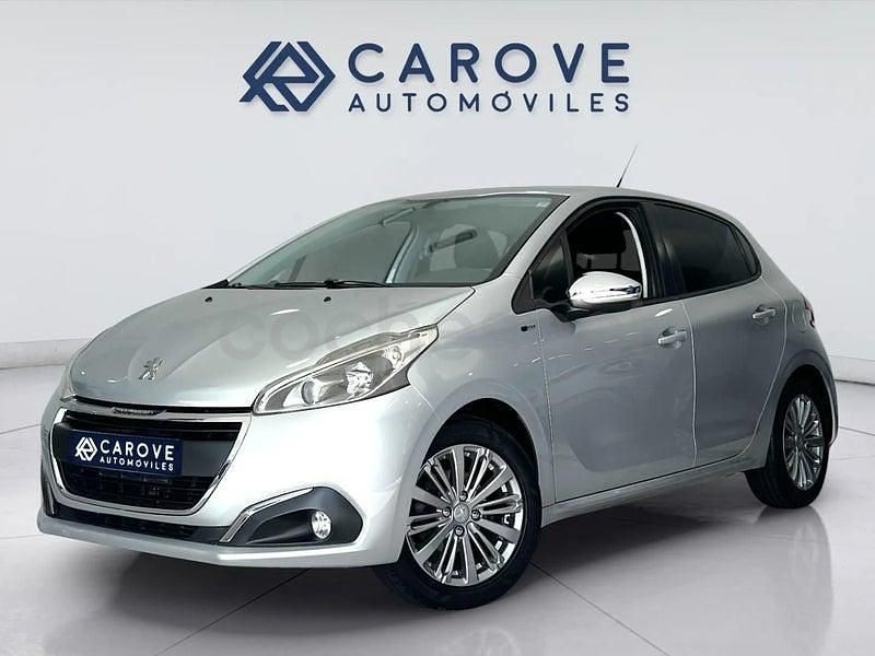 Usado Peugeot 208 Style 82 CV (60 kW) 2016 Gris / plata Utilitario