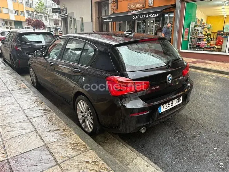 Usado BMW 116 116 CV (85 kW) 2016 Negro Utilitario