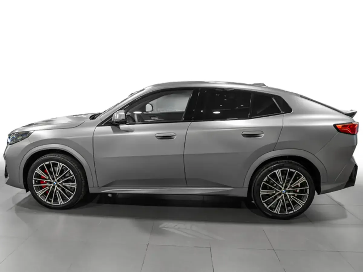 Usado BMW X2 Comfort Edition 163 CV (119 kW) 2026 Gris SUV