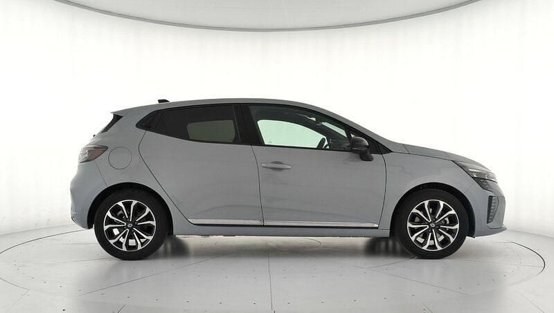 Usado Renault Clio V Techno 145 CV (106 kW) 2025 Gris Berlina