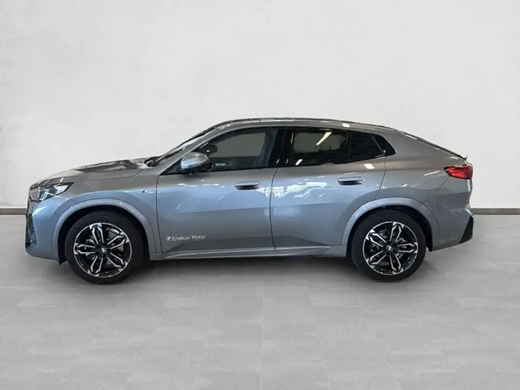 Usado BMW X2 170 CV (125 kW) 2025 Gris SUV