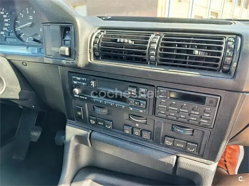 Usado BMW 535 211 CV (155 kW) 1991 Granate Berlina