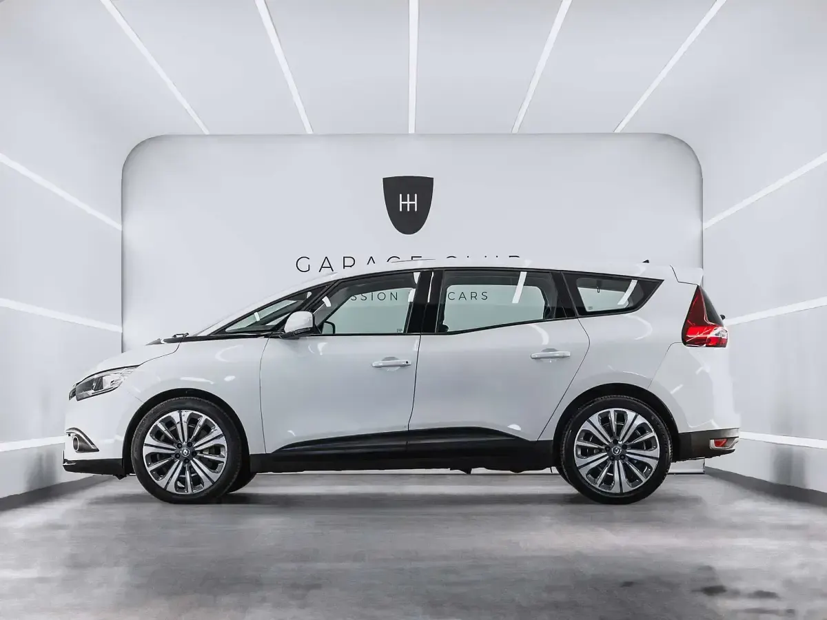 Usado Renault Grand Scénic IV Life 110 CV (80 kW) 2017 Blanco Monovolumen