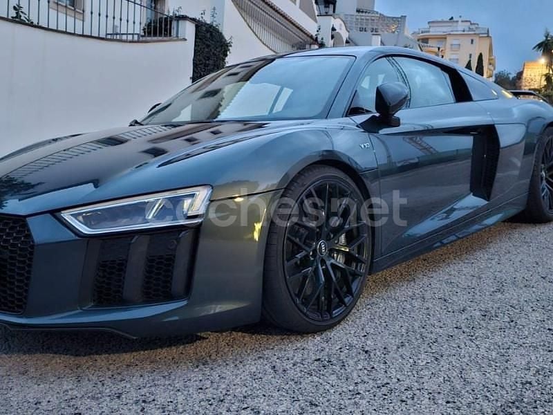 Usado Audi R8 Coupé 610 CV (448 kW) 2017 Gris / plata Coupe