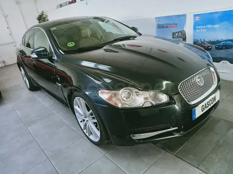 Usado Jaguar XF Premium Luxury 207 CV (152 kW) 2008 Verde Berlina