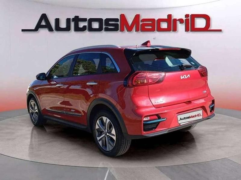 Usado Kia Niro 152 kW (207 CV) 2022 Rojo SUV