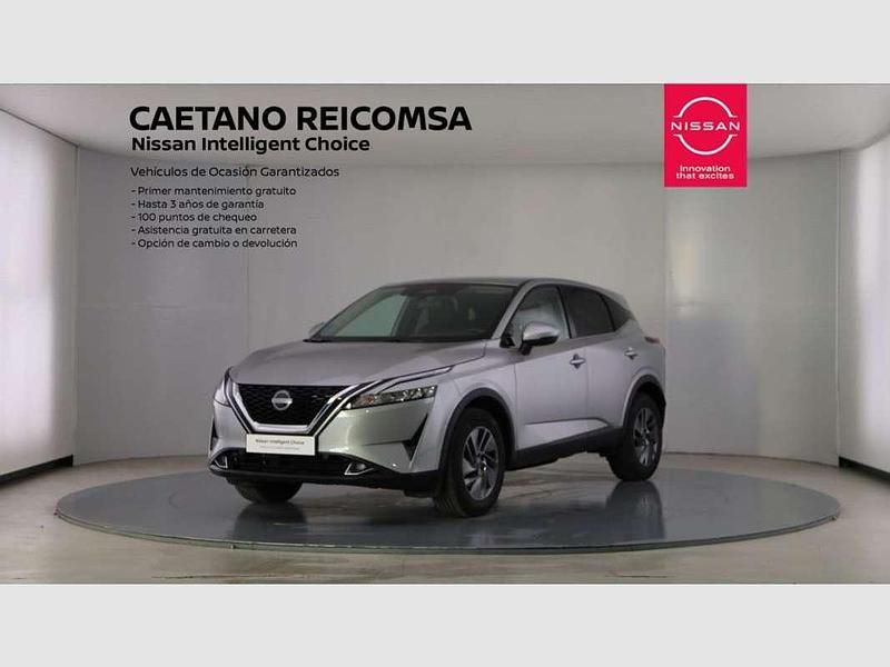 Usado Nissan Qashqai Acenta 140 CV (102 kW) 2022 Plateado SUV