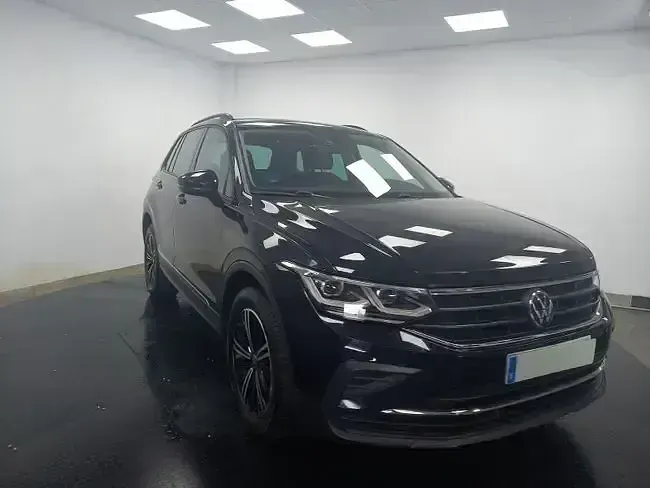 Usado VW Tiguan Life 245 CV (180 kW) 2022 Negro SUV