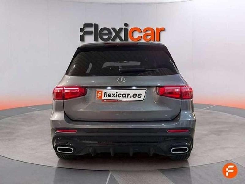 Usado Mercedes GLB200 150 CV (110 kW) 2022 Gris SUV