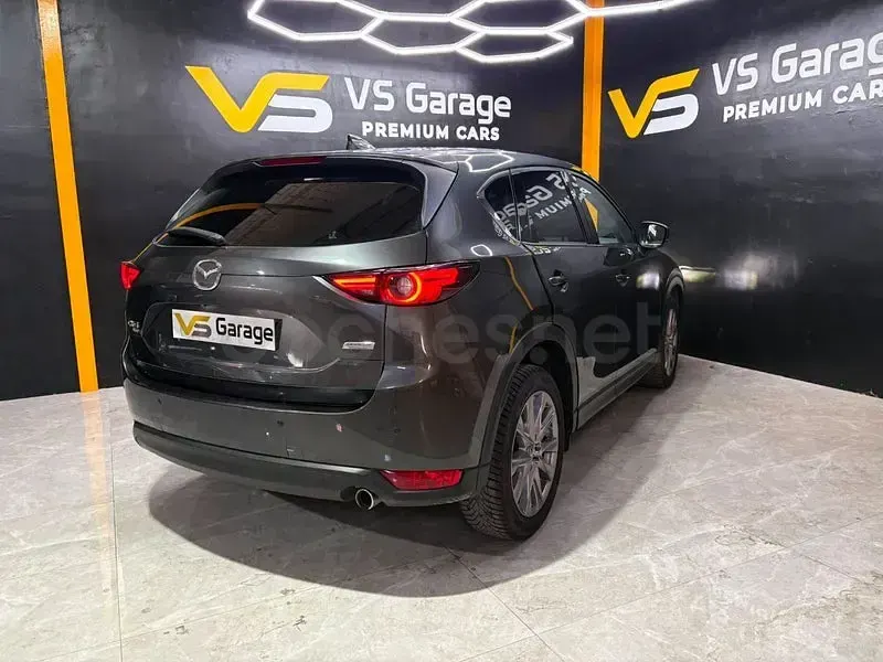 Usado Mazda CX-5 Signature 184 CV (135 kW) 2020 Gris / plata SUV