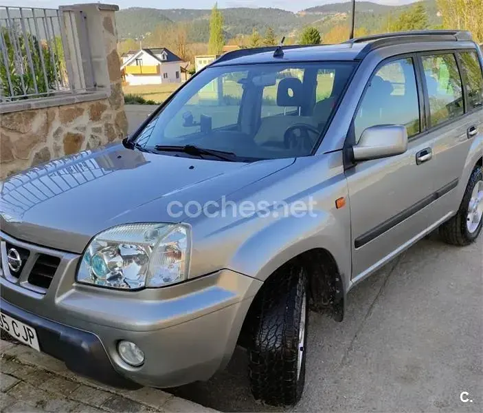 Usado Nissan X-Trail 140 CV (102 kW) 2003 Beige SUV