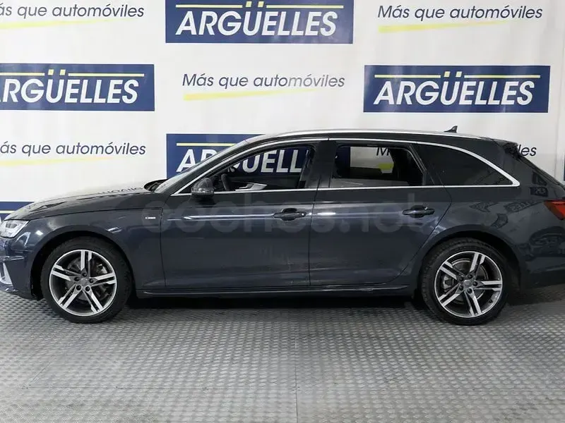 Usado Audi A4 S-Line 170 CV (125 kW) 2020 Gris / plata Familiar
