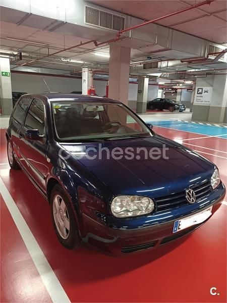 Usado VW Golf IV Conceptline 90 CV (66 kW) 2000 Azul Berlina