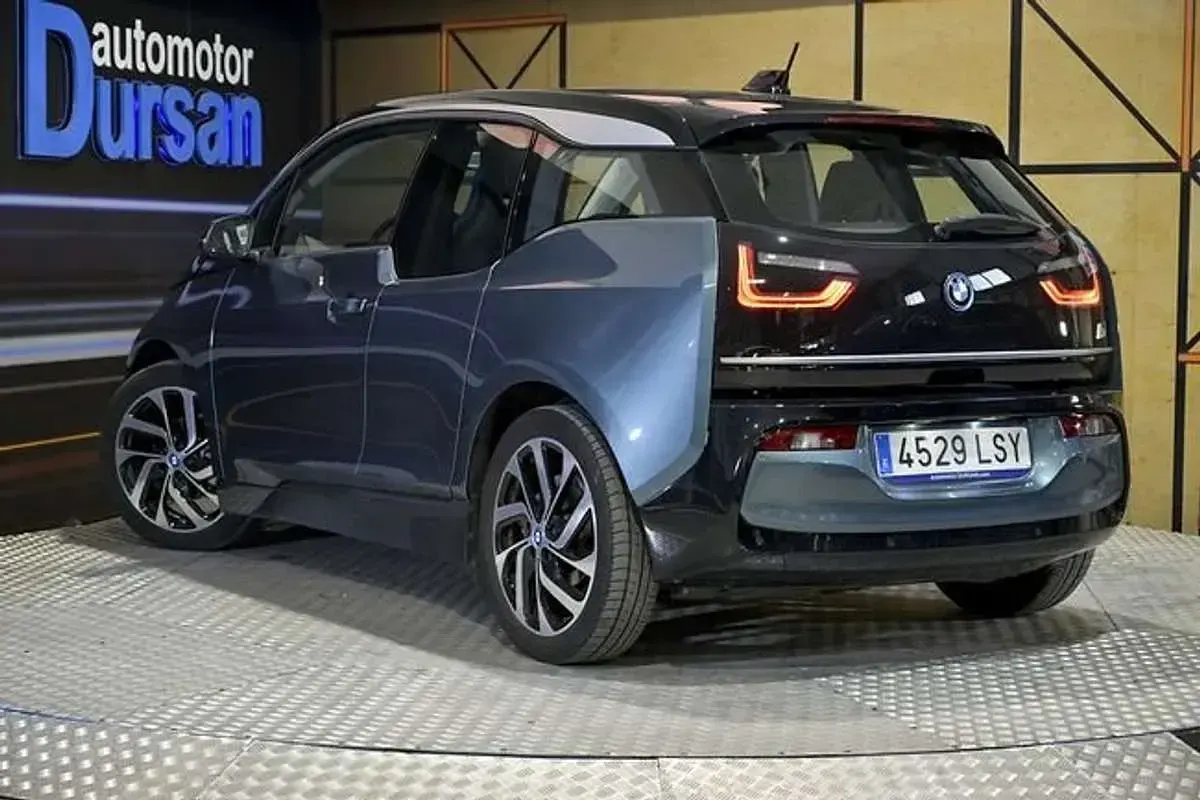 Używany BMW i3 125 kW (170 KM) 2021 Niebieski Hatchback