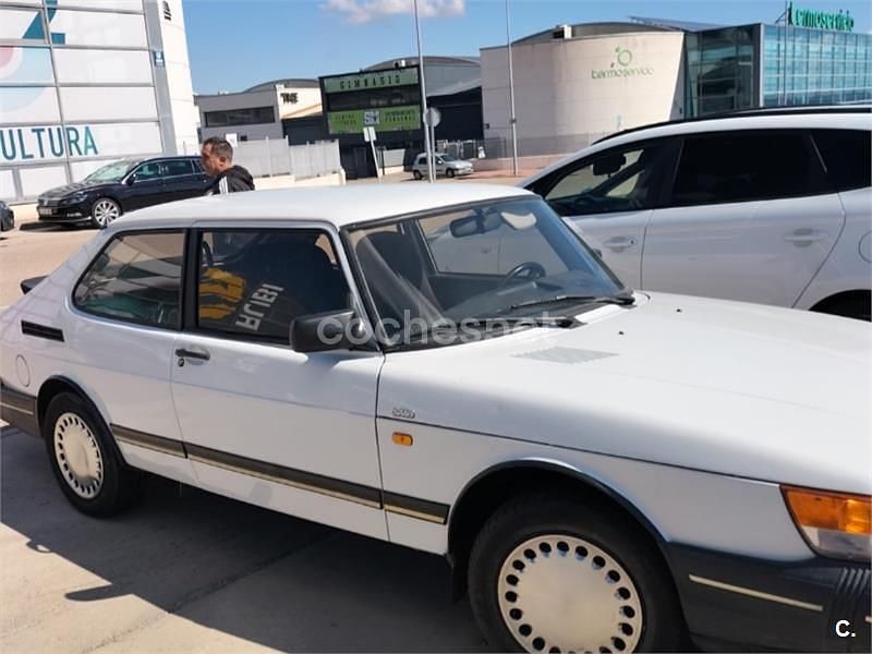Usado Saab 900 128 CV (94 kW) 1989 Blanco Berlina