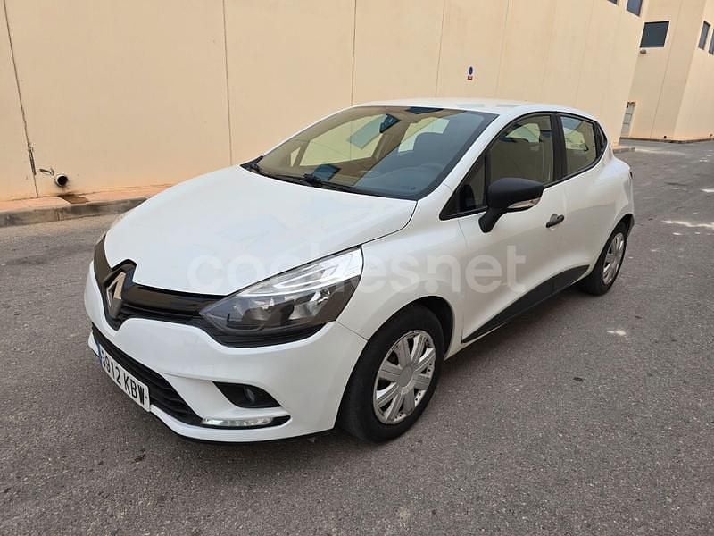Usado Renault Clio IV Life 75 CV (55 kW) 2017 Blanco Berlina