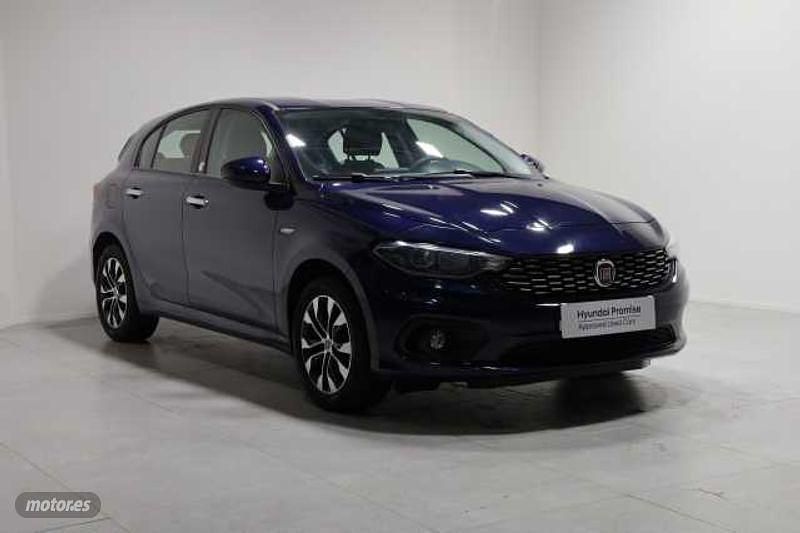 Usado Fiat Tipo Mirror 95 CV (69 kW) 2020 Azul