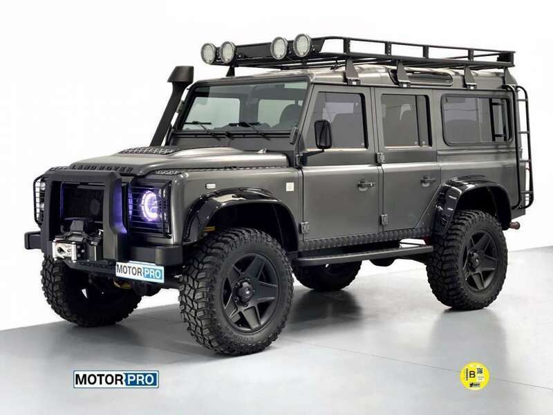 Vendido Land Rover Defender 110 SW SE - coches usados en venta
