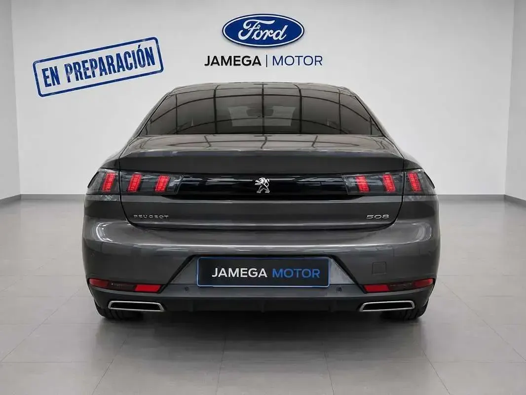 Usado Peugeot 508 Allure 131 CV (96 kW) 2021 Gris Berlina