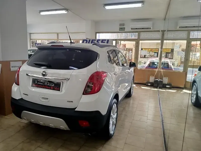 Usado Opel Mokka Selective 136 CV (100 kW) 2015 Blanco SUV
