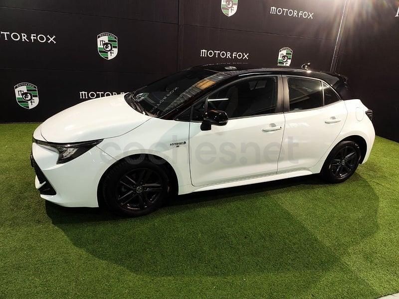 Usado Toyota Corolla Active 122 CV (89 kW) 2020 Blanco Berlina
