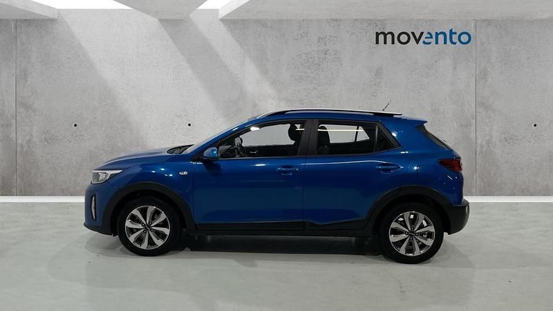 Usado Kia Stonic 84 CV (61 kW) 2023 Azul SUV