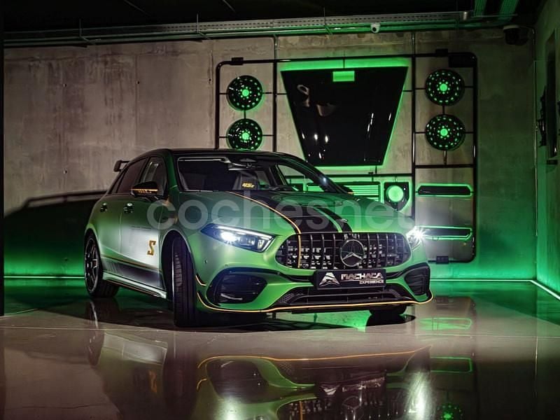 Verde Nuevo 2025 Mercedes A45 AMG Berlina | 120.000 € - Imagen 1/4
