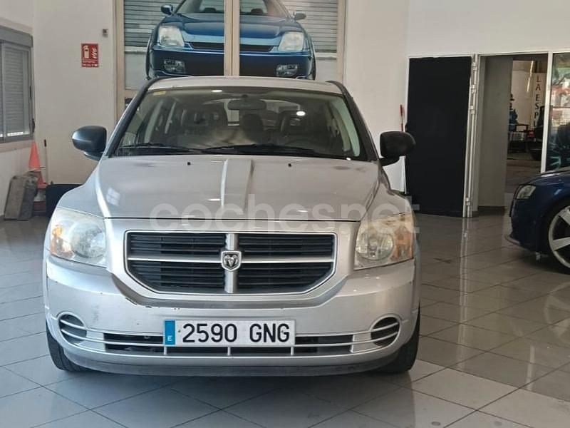 Gris / plata Usado 2010 Dodge Caliber SE Utilitario | 3999 € (Precio justo) - Imagen 1/4